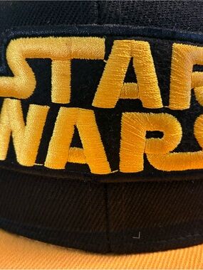 Star Wars Adult Size Baseball Cap Black and Yellow Adjustable Snapback Hat EUC